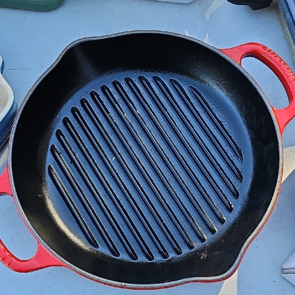 Le Creuset red ombre griddle pan